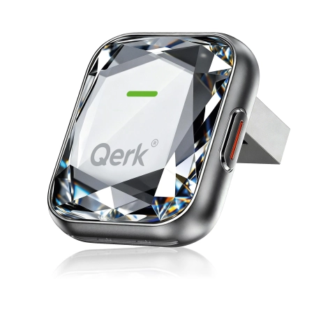 Qerk WL1-CRA CRYSTAL adapter CarPlay Android Auto – widok z boku