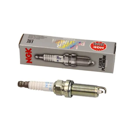 Świeca zapłonowa NGK LZKAR6AP-11 - Wysoka jakość i niezawodność